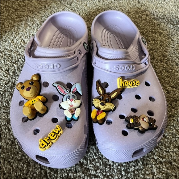 CROCS Other - Crocs Justin Bieber Drew house w/charms